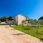 Galiola Villa Manjadvorci