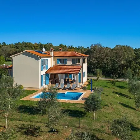Galiola Villa Manjadvorci